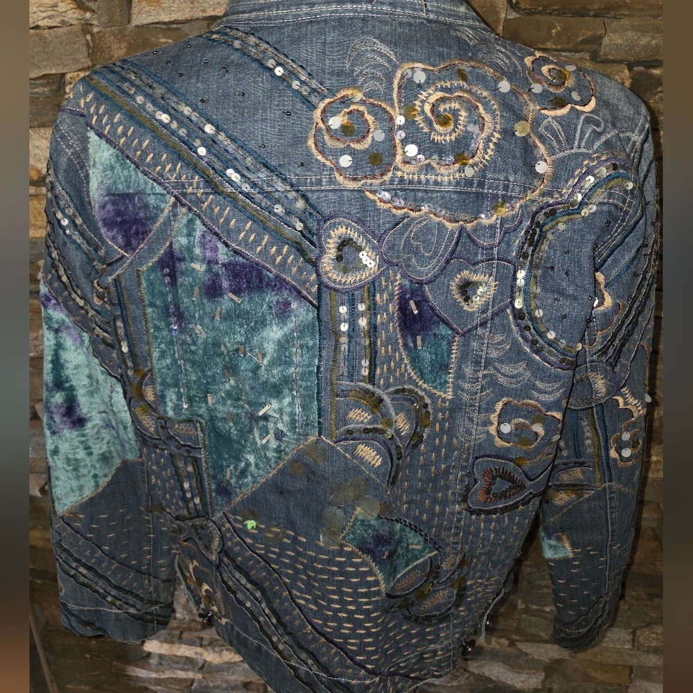 Chicos Design Beautidul Embroidered Denim Jacket - Picture 3 of 7
